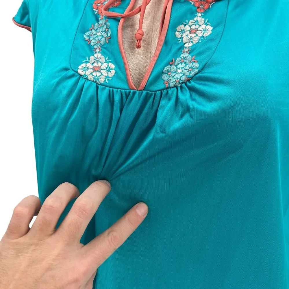 Vintage 70's Embroidered Short Sleeve Nightgown Lingerie Boho Comfy House Dress - Picture 3 of 5